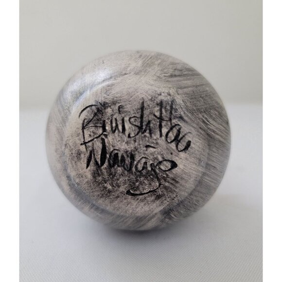 Binishtaa SIGNED Navajo Native American Petroglyph Etched Pottery 5" Vase - Picture 5 of 5